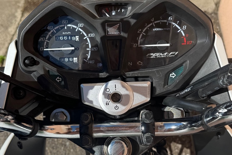 Honda CB125F - Compteur